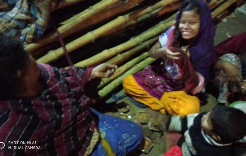 Giving Christmas Cakes to Kolkata Homeless