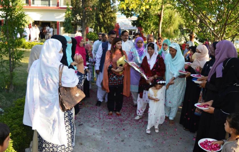 Slideshow: Assisting Rural Women in Mangla, Pakistan