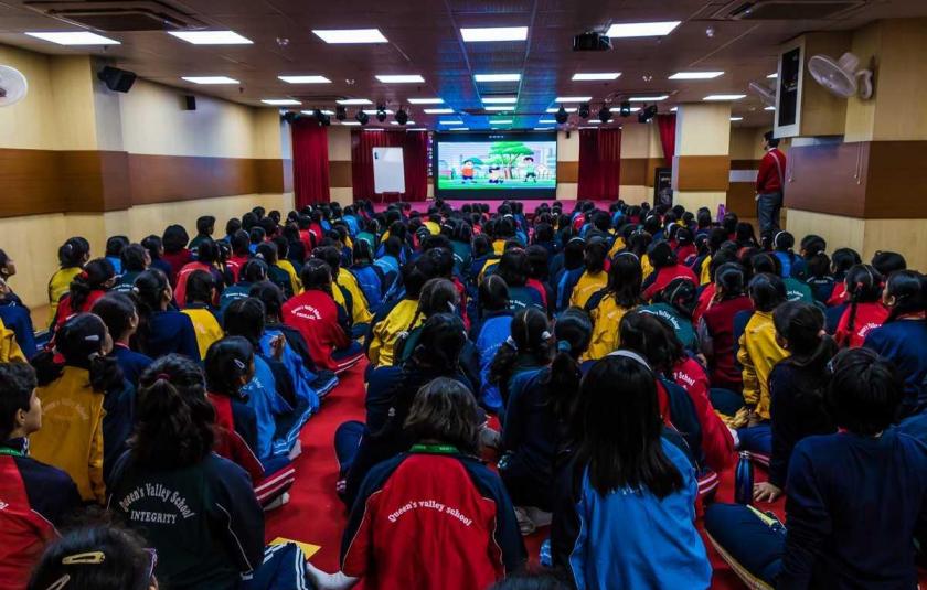 Photo: A crowd of students sitting