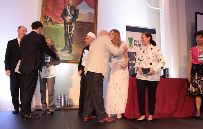 Bridges Builders CC Receives the Poliedro de la Paz Award