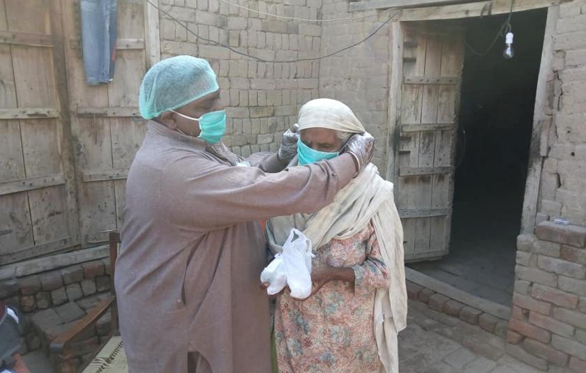 STAR Organization Helps Needy Families on Lockdown in Pakistan