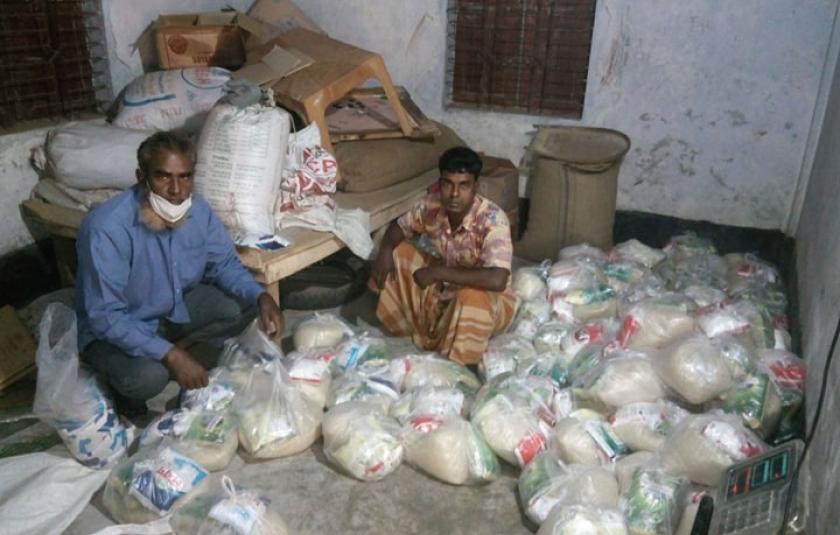 Alor Jatri Distributes Food to Bangladesh Needy Families