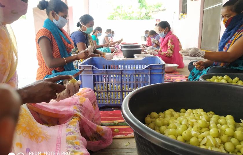 Distributing Fresh Vegetables to Poor Families in Telangana, India