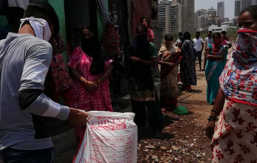 Delivering Rations Among Mumbai Colony Residents