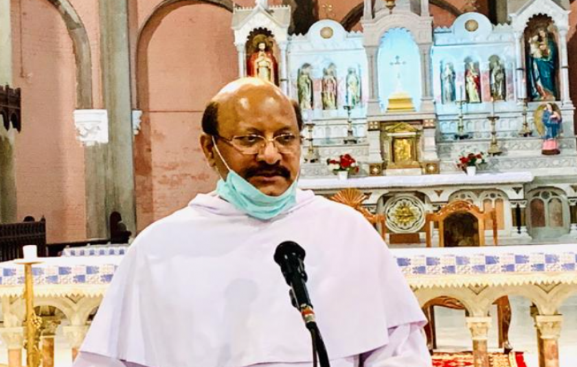 Photo: speaker at altar