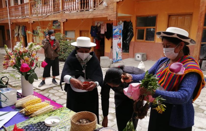 Photo: People selling seeds