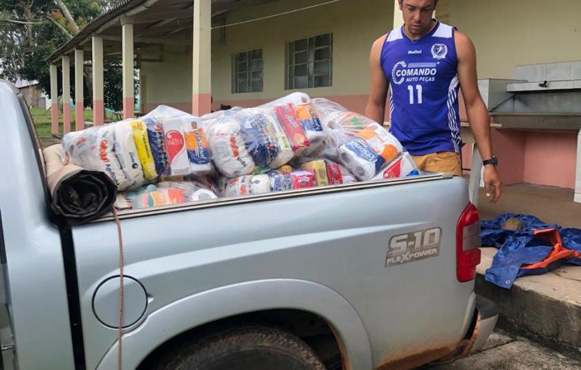 Photo: Car full of food baskets to be distributed 