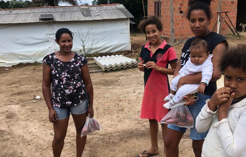 Photo: Family that received the food basket. 