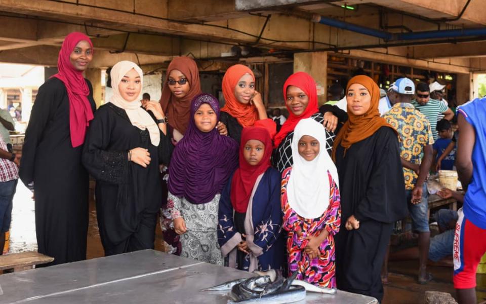 pink_hijab_2.jpg