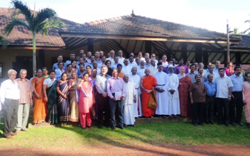 HolyBooks_2015_4.jpg