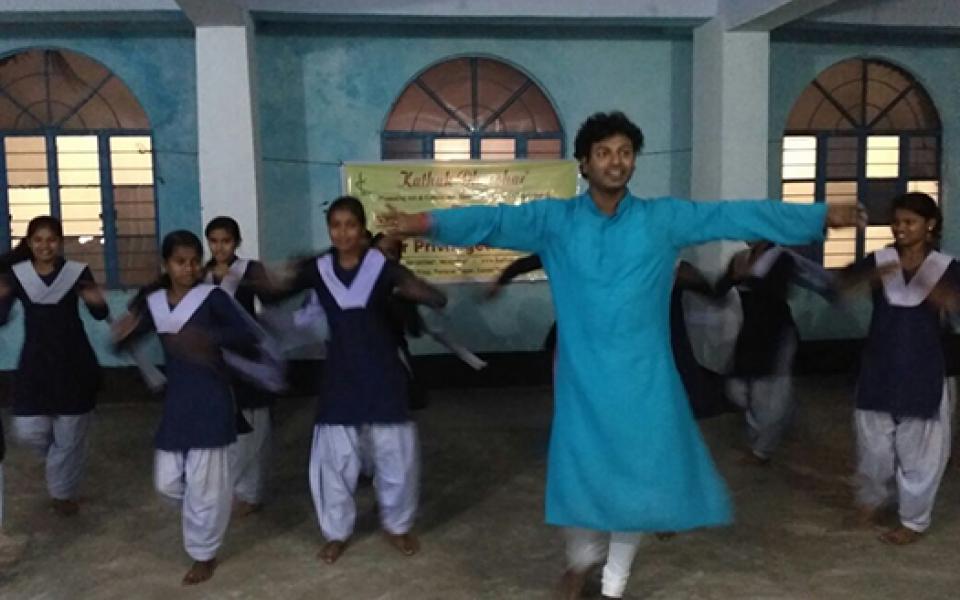 KathakDharohar-EarthDay2017-LeprosyDance2.jpg