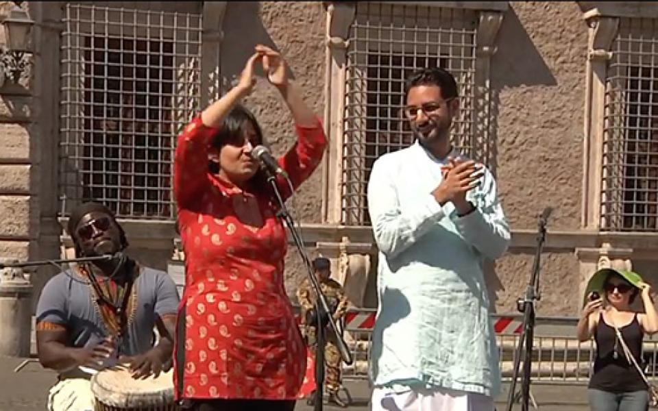 RomeMarchKiran-chanting 2.jpg