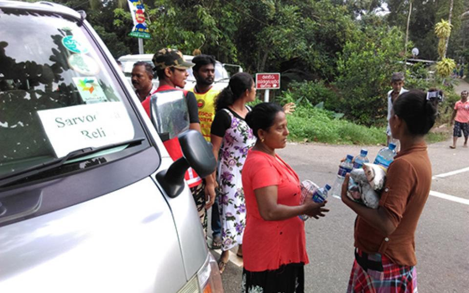 Sarvodaya Shanthi Sena cc-srilanka-floodrelief2017c.jpg