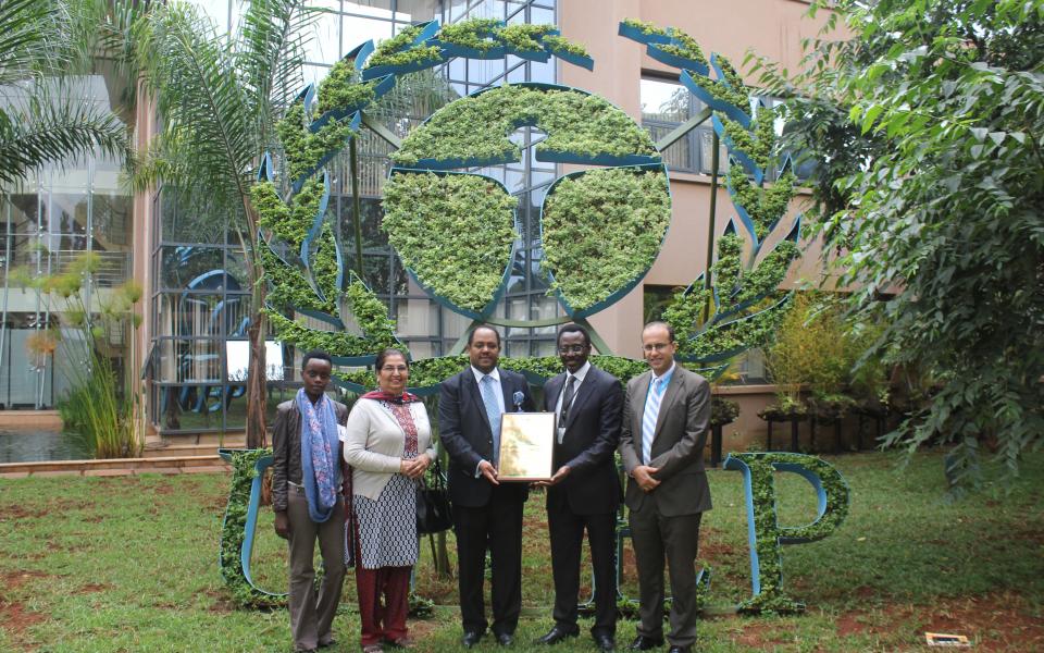 UNEP Peace award.JPG