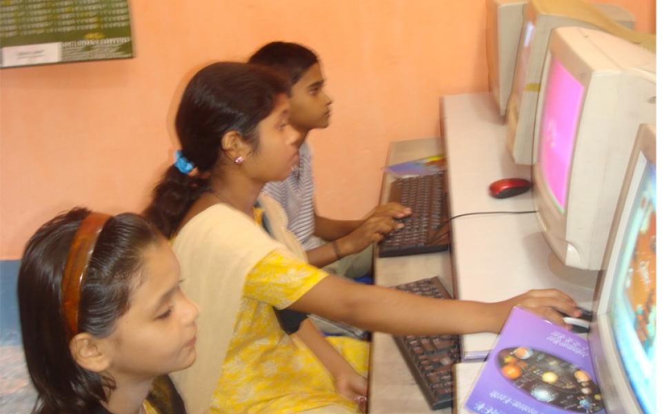 URI East India Computer Program 2.jpg