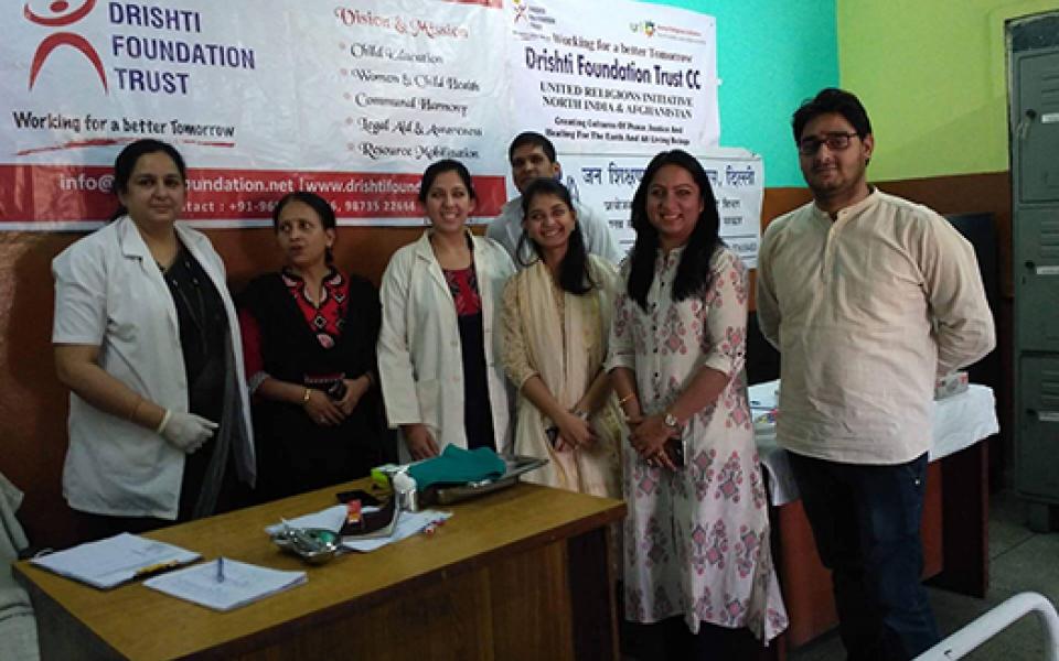 WorldLaughterDay-NorthIndia-DrishtiFoundationTrust-OralHealthCare11.jpg