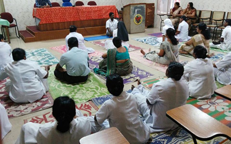 ZeroLimitsIntlYogaDay2015-5.jpg