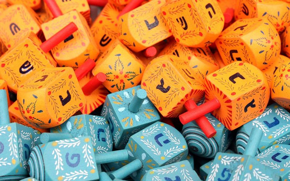 Photo: Colorful dreidels by Adiel lo, via Wikicommons