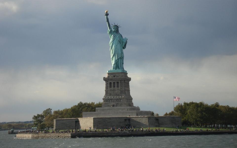1920px-Statue_of_Liberty.jpeg