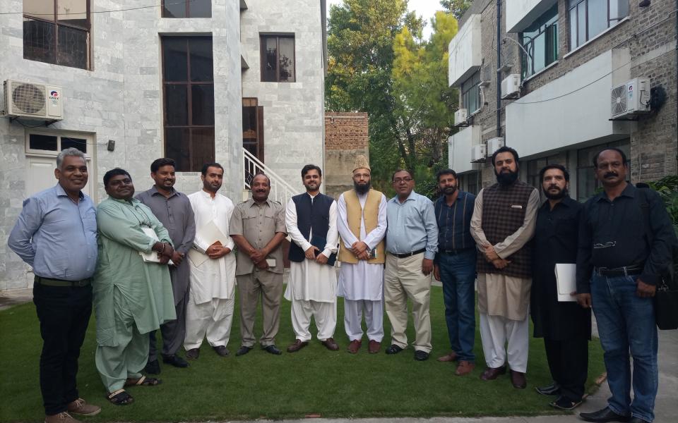 URI members in Faisalabad celebrate Peace Day 2020