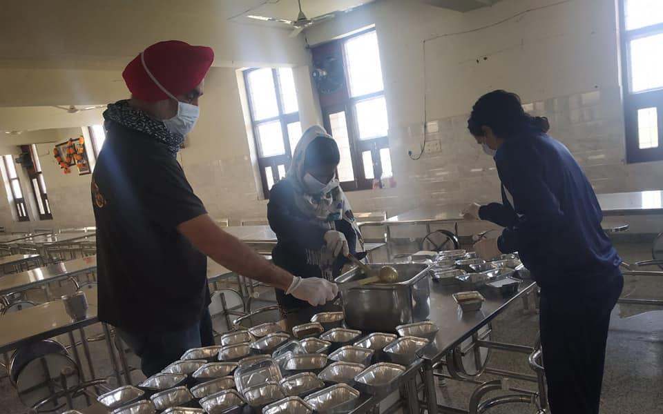 Making and Distributing Food in North India During COVID-19 Crisis