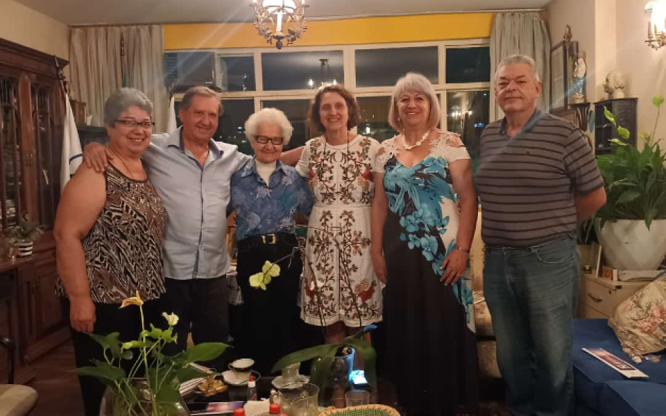 Global trustee of Latin America and the Caribbean visits Brazilian CC in Curitiba