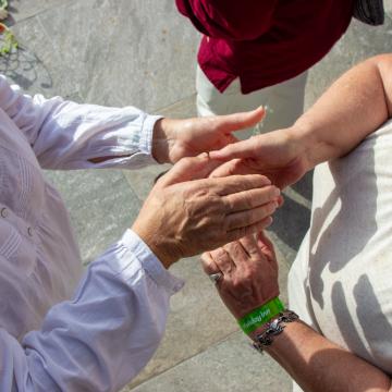 hands