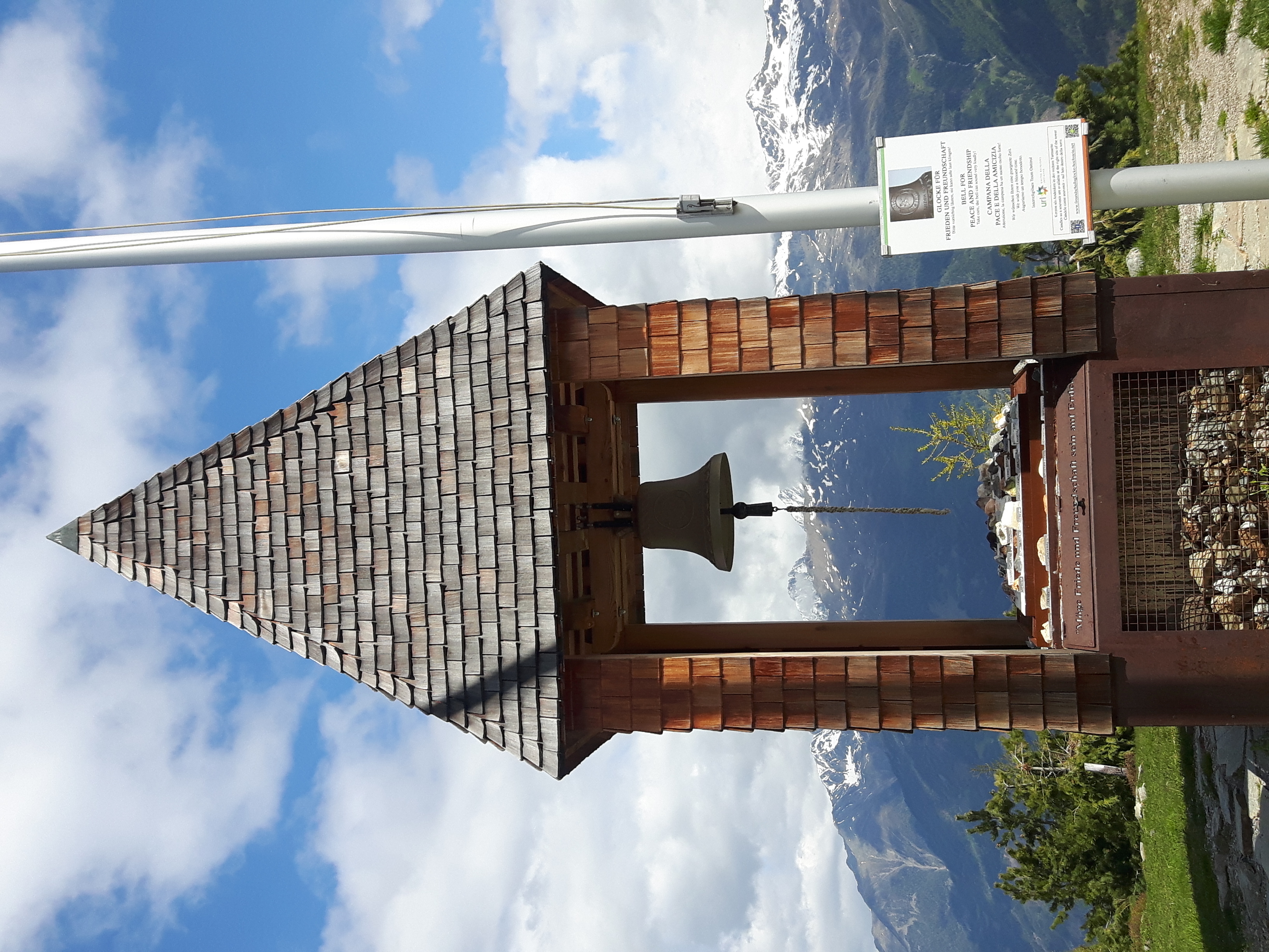 URI CC Lienz:Austria - peace bell -IDP2021.jpg 